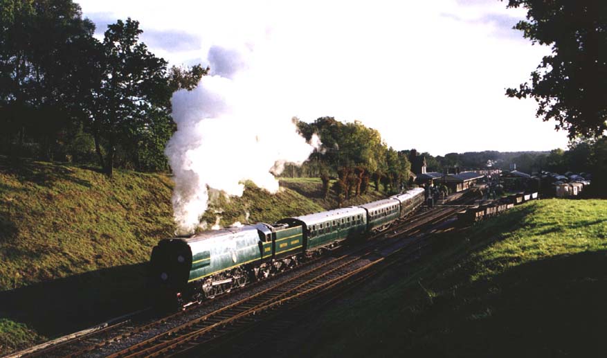 92 Squadron hauling coaches out of Horsted Keynes.